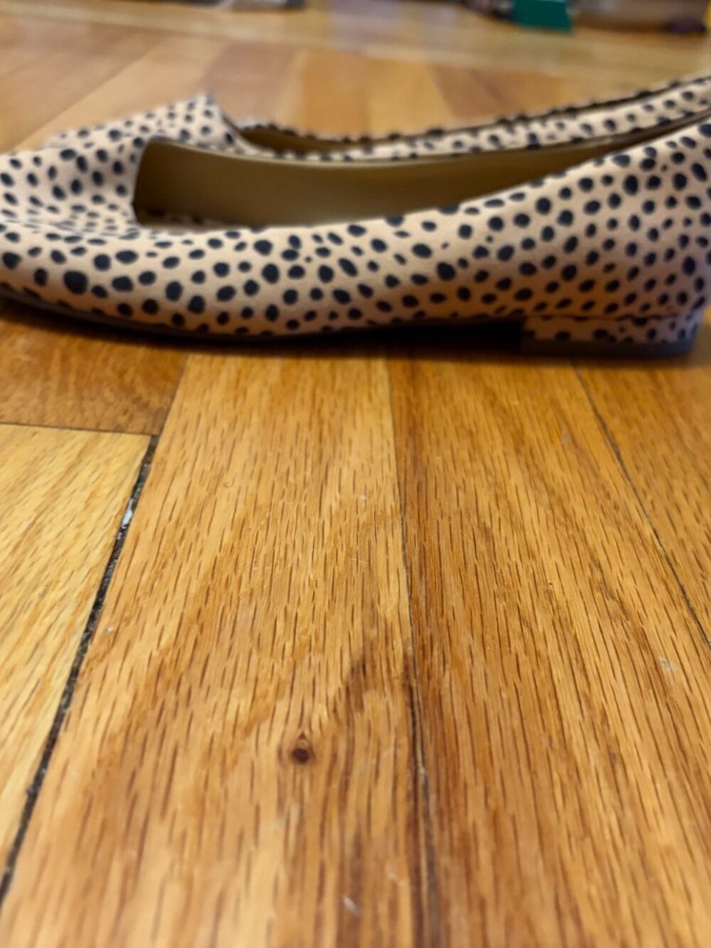 Report Patterned Flats, Size 8 - Picture 2 of 5